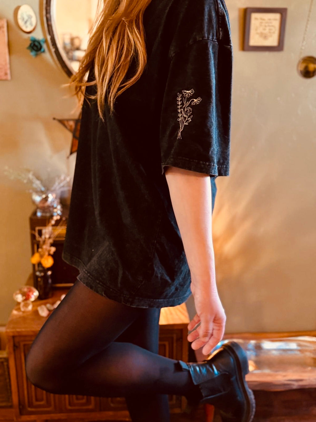 Flora Oversized T-Shirt: Vintage Acid Wash Black
